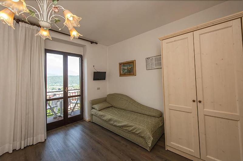 Albergo Antica Rosa Levico Terme Exterior photo