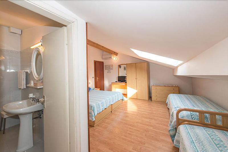 Albergo Antica Rosa Levico Terme Exterior photo
