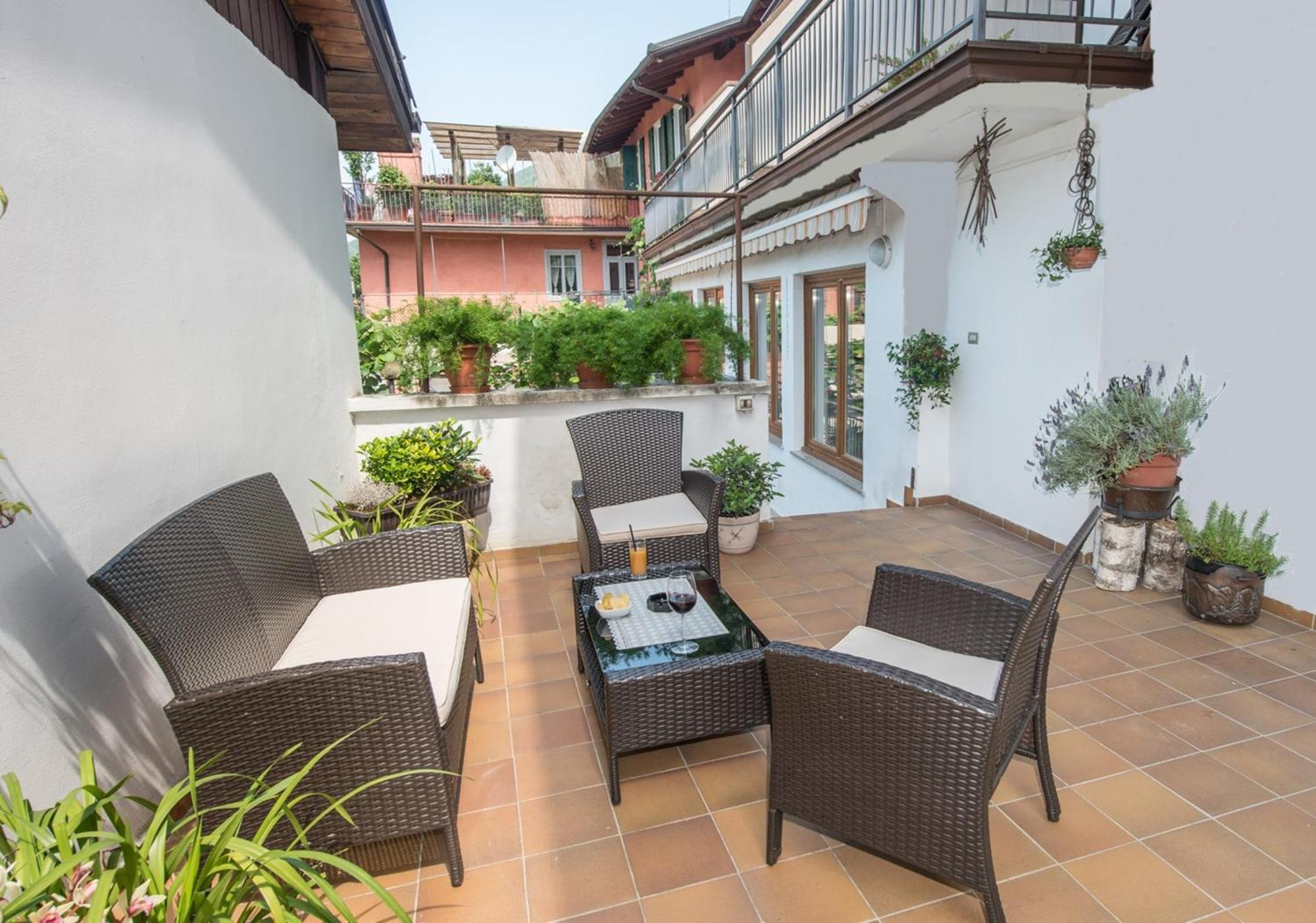 Albergo Antica Rosa Levico Terme Exterior photo